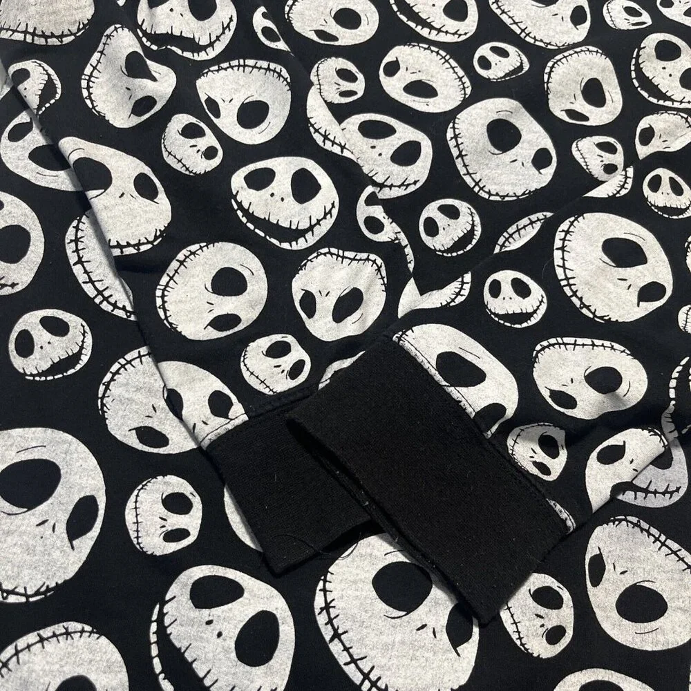 THE NIGHTMARE BEFORE CHRISTMAS Authentic Disney All-Over-Print Sweatshirt Large - Picture 2 of 9